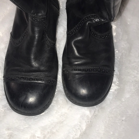 - UGG Maisie leather boot size 5-preowned - Picture 8 of 8